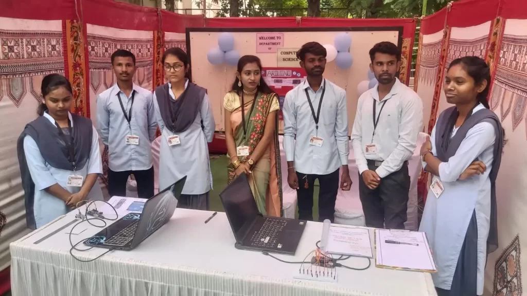 Demonstration of Projects on the Event of Inauguration of MSc Computer Science Lab 1 Vidyasagar Academy Akola