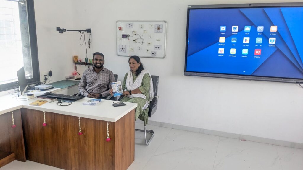 Inauguration of Advanced Robotics Lab at RDG Public School, Akola